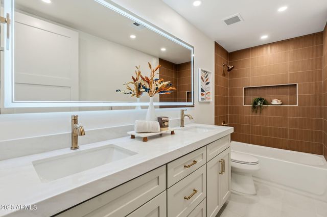 8760 E VIA DE SERENO --, Scottsdale, AZ 85258