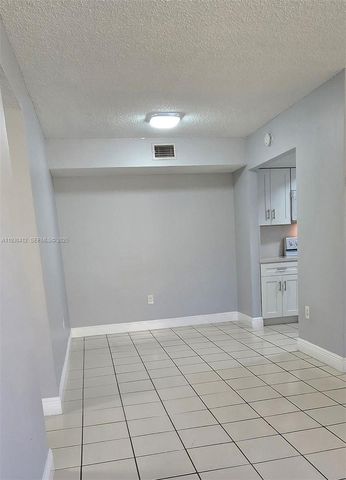 646 NW 114th Ave 201, Sweetwater, FL 33172