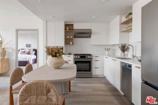 6320 Garvanza Avenue 205, Los Angeles, CA 90042