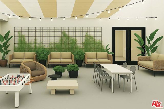6320 Garvanza Avenue 205, Los Angeles, CA 90042