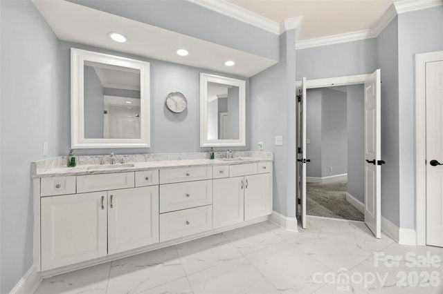 5016 Corrigan Court, Charlotte, NC 28277