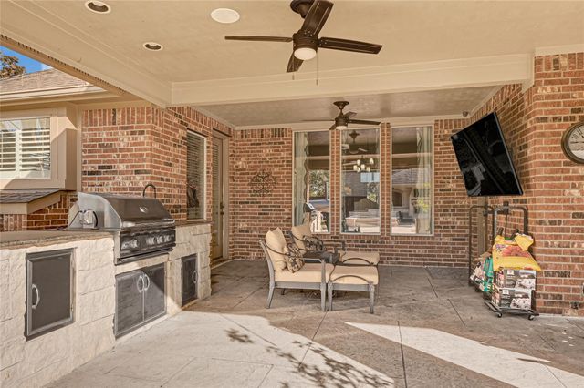 17811 Fairhaven Gateway Drive, Cypress, TX 77433