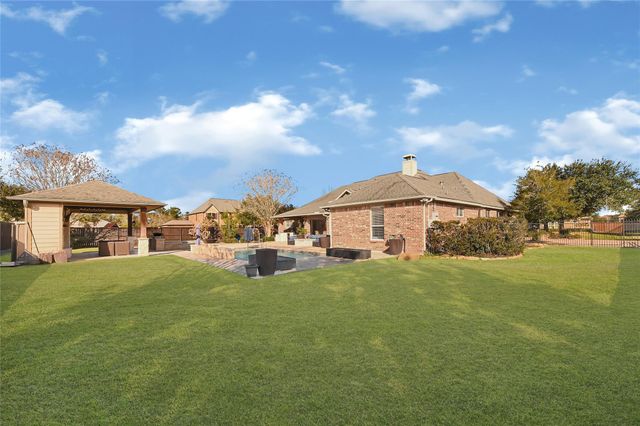 17811 Fairhaven Gateway Drive, Cypress, TX 77433