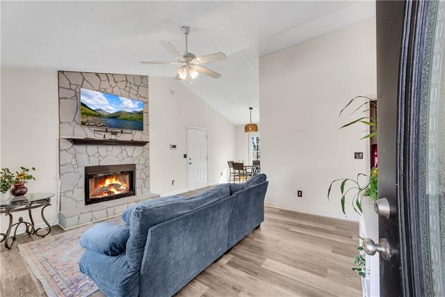 5180 Truman Mountain Road, Gainesville, GA 30506