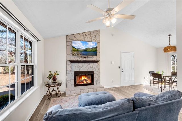 5180 Truman Mountain Road, Gainesville, GA 30506