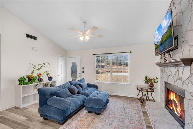 5180 Truman Mountain Road, Gainesville, GA 30506