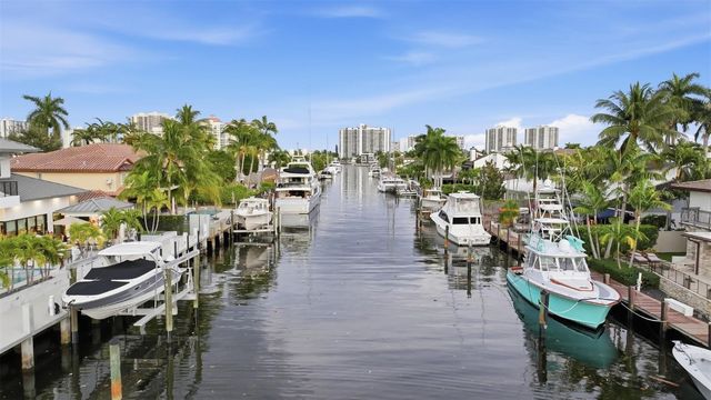 2800 NE 29th Street, Fort Lauderdale, FL 33306