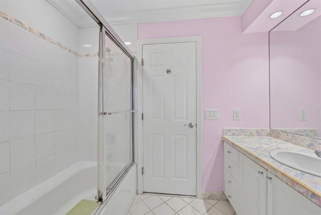 2800 NE 29th Street, Fort Lauderdale, FL 33306