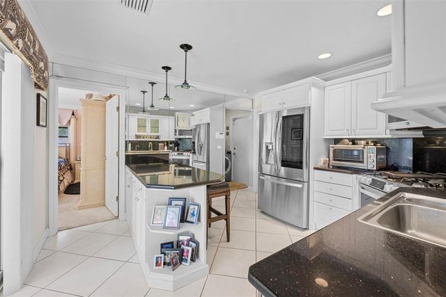 2800 NE 29th Street, Fort Lauderdale, FL 33306