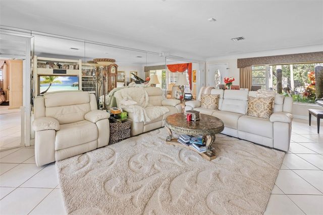 2800 NE 29th Street, Fort Lauderdale, FL 33306