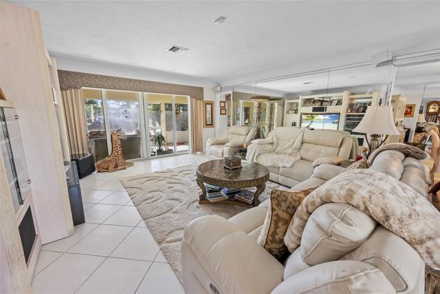 2800 NE 29th Street, Fort Lauderdale, FL 33306