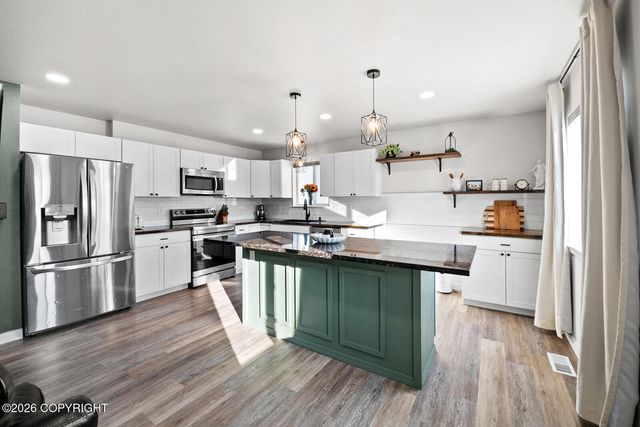 2685 W Megans Circle, Wasilla, AK 99623