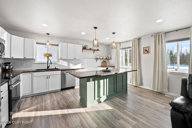 2685 W Megans Circle, Wasilla, AK 99623