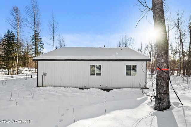 2685 W Megans Circle, Wasilla, AK 99623