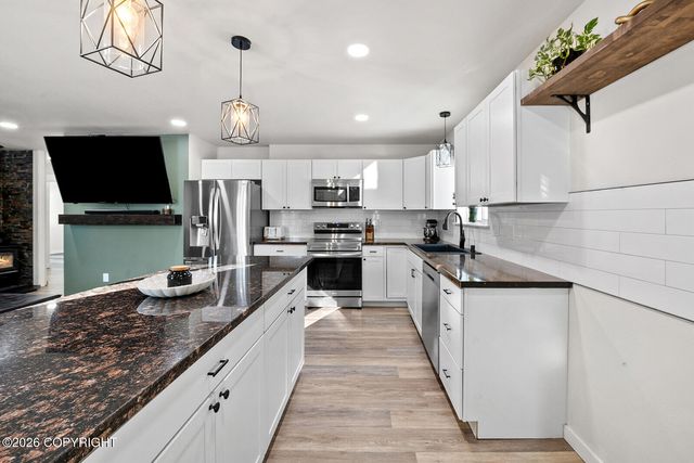 2685 W Megans Circle, Wasilla, AK 99623