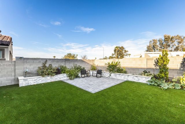 6759 N 128th Drive, Glendale, AZ 85307