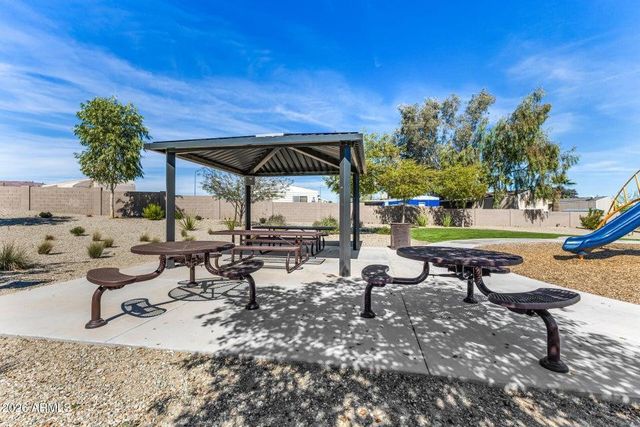 6759 N 128th Drive, Glendale, AZ 85307