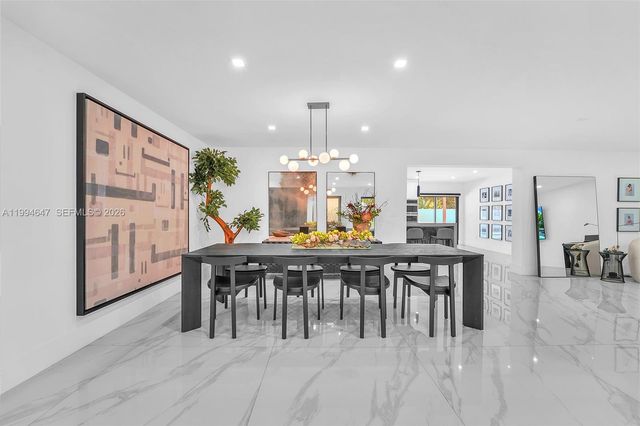 8820 SW 182nd Ter, Palmetto Bay, FL 33157