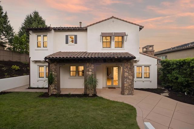 7175 Sitio Caballero, Carlsbad, CA 92009