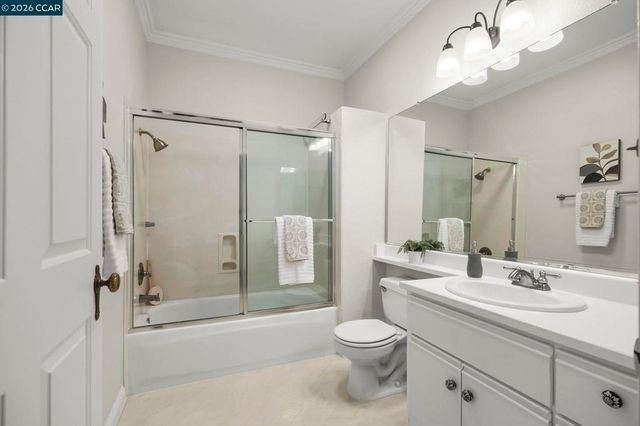 2586 Oak Rd. 130, Walnut Creek, CA 94597
