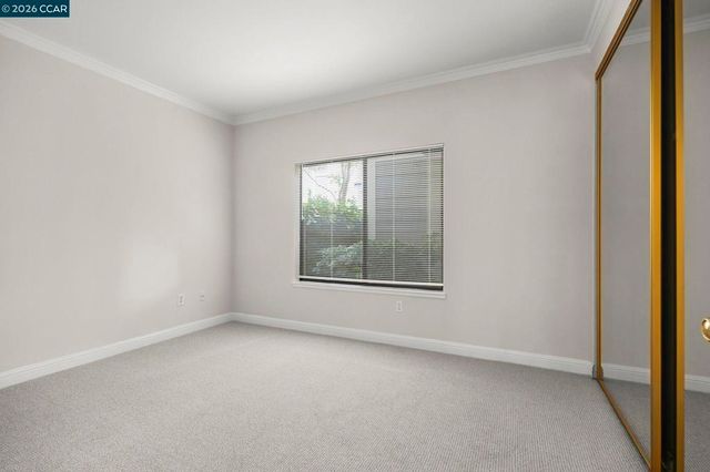 2586 Oak Rd. 130, Walnut Creek, CA 94597
