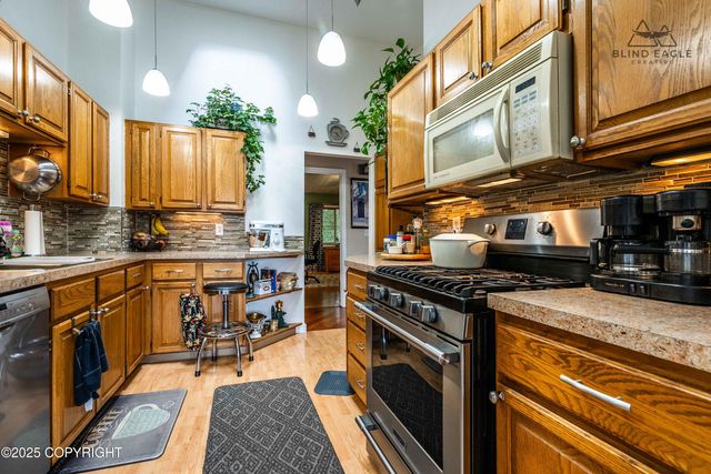 2000 Wenmatt Circle, Anchorage, AK 99517
