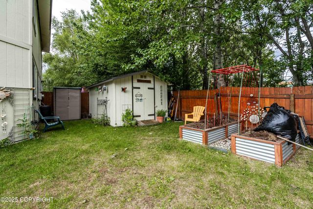 2000 Wenmatt Circle, Anchorage, AK 99517