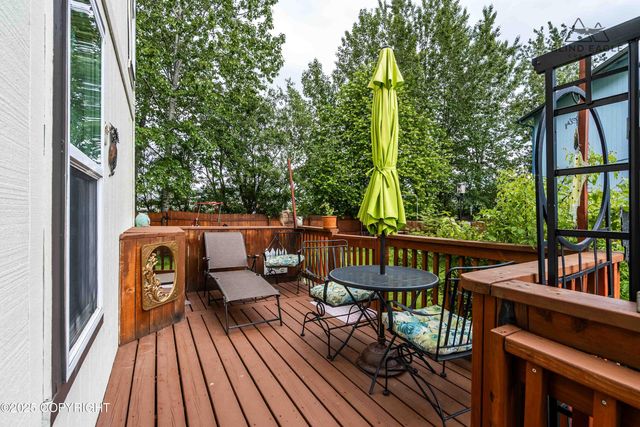 2000 Wenmatt Circle, Anchorage, AK 99517