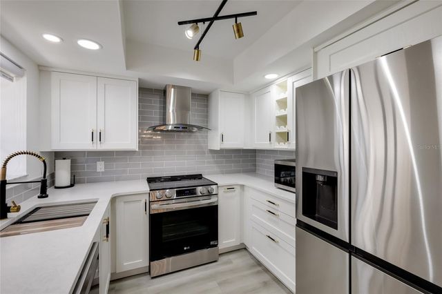 6427 HERITAGE LANE 6427, Bradenton, FL 34209