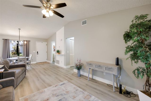 6427 HERITAGE LANE 6427, Bradenton, FL 34209