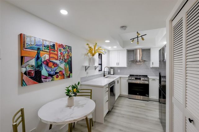 6427 HERITAGE LANE 6427, Bradenton, FL 34209