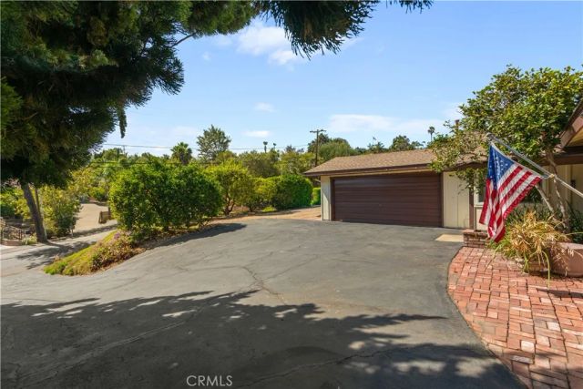 1065 Anza, Vista, CA 92084
