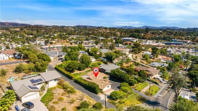 1065 Anza, Vista, CA 92084