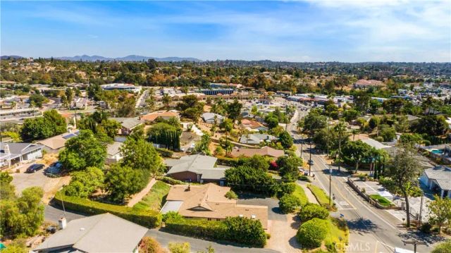 1065 Anza, Vista, CA 92084