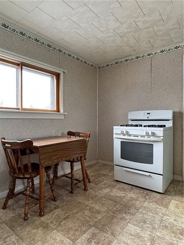 619 Dawson Street, Kane Boro, PA 16735