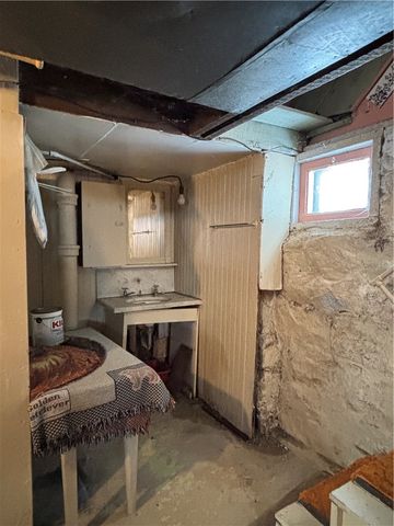 619 Dawson Street, Kane Boro, PA 16735