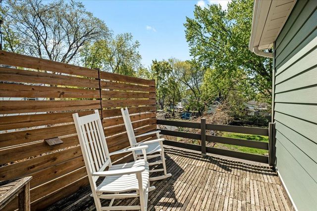 334 24th Avenue NE, Minneapolis, MN 55418