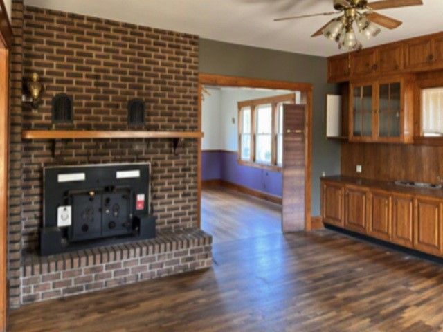 403 N 4th Avenue, Marshalltown, IA 50158