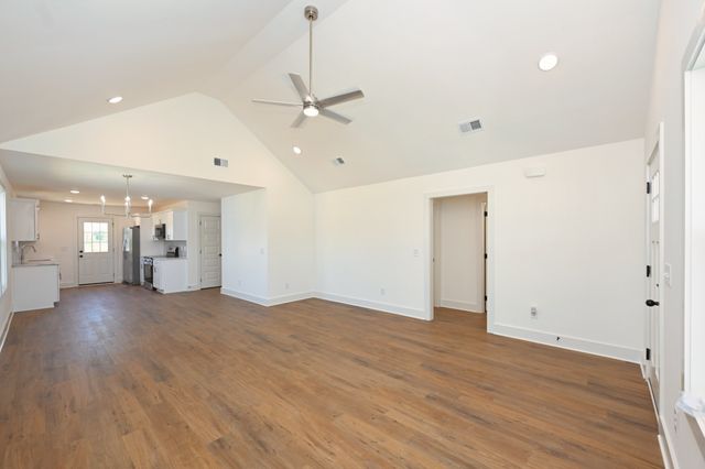 1142 Snow Ave, Madison, TN 37115