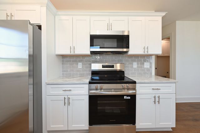 1142 Snow Ave, Madison, TN 37115