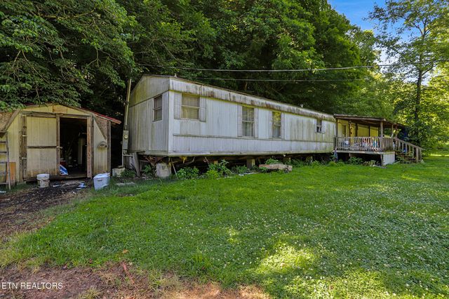 553 Caney Creek Rd, Pigeon Forge, TN 37863