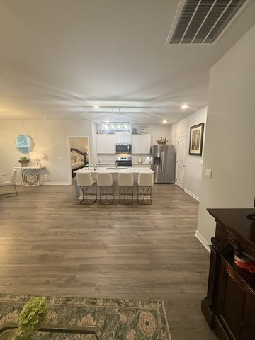 1259 Linn Cove Ct, Gallatin, TN 37066