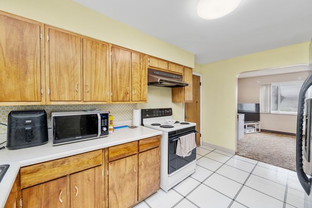 29 Wallace Avenue, Florence, KY 41042