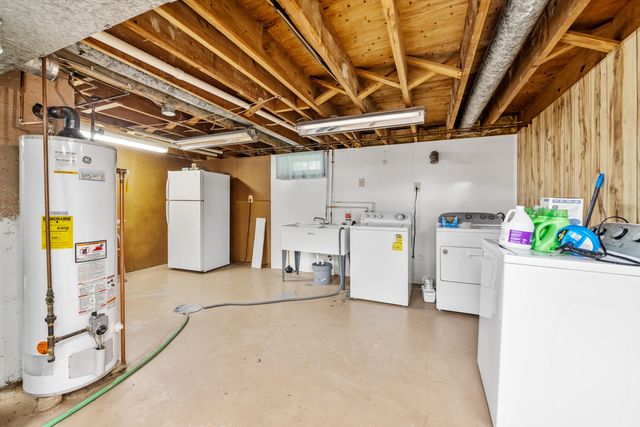 29 Wallace Avenue, Florence, KY 41042