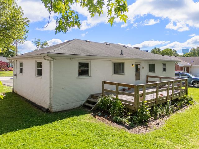 29 Wallace Avenue, Florence, KY 41042