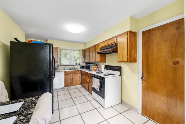 29 Wallace Avenue, Florence, KY 41042