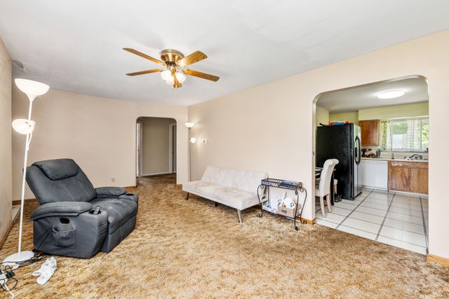 29 Wallace Avenue, Florence, KY 41042