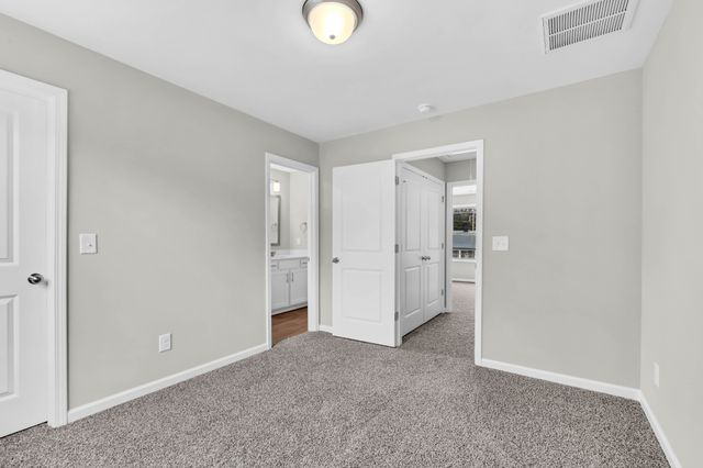 420 S 2nd St, Clarksville, TN 37040