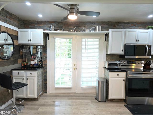 3596 Indian Rock Rd Road SW, Atlanta, GA 30331