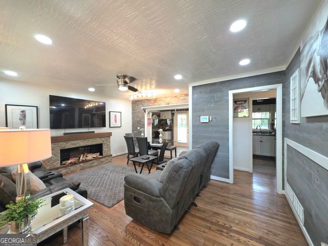 3596 Indian Rock Rd Road SW, Atlanta, GA 30331